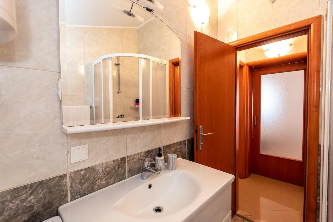 Apartmani Marina Klek Exterior photo